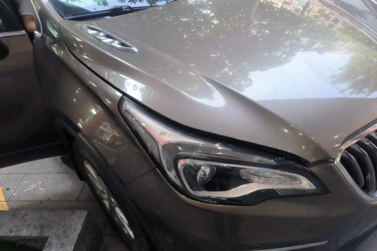 Used Buick Envision 2016 20T Two-Wheel-Drive Elite Model Right Front Headlight