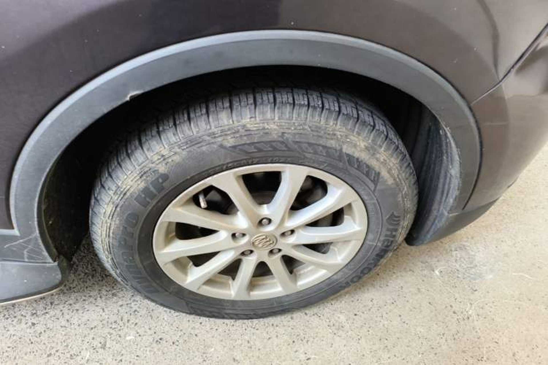 Used Buick Envision 2016 20T Two-Wheel-Drive Elite Model Right Front Wheel Hub
