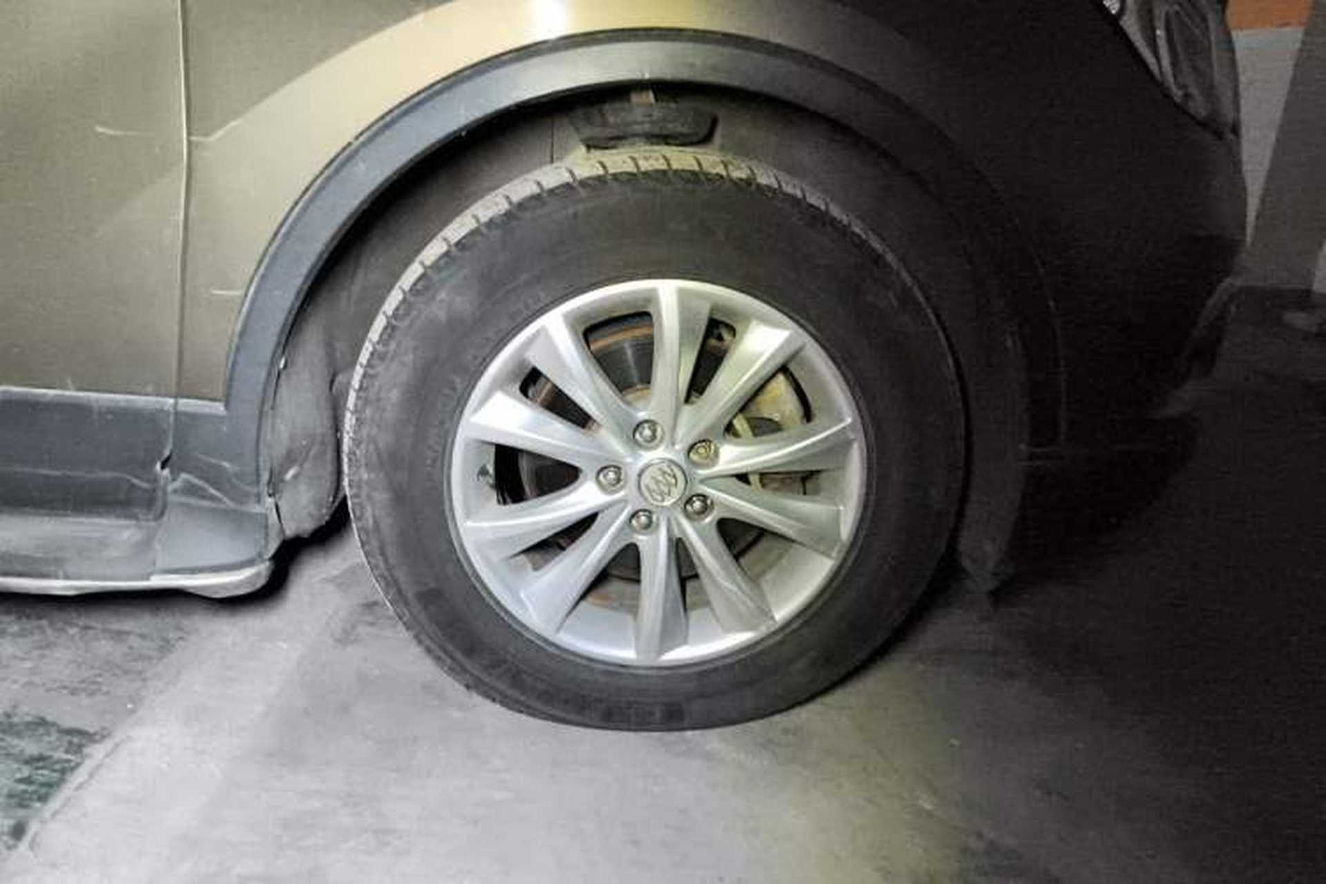 Used Buick Envision 2016 28T Four-Wheel Drive Elite Version Right Front Wheel Hub