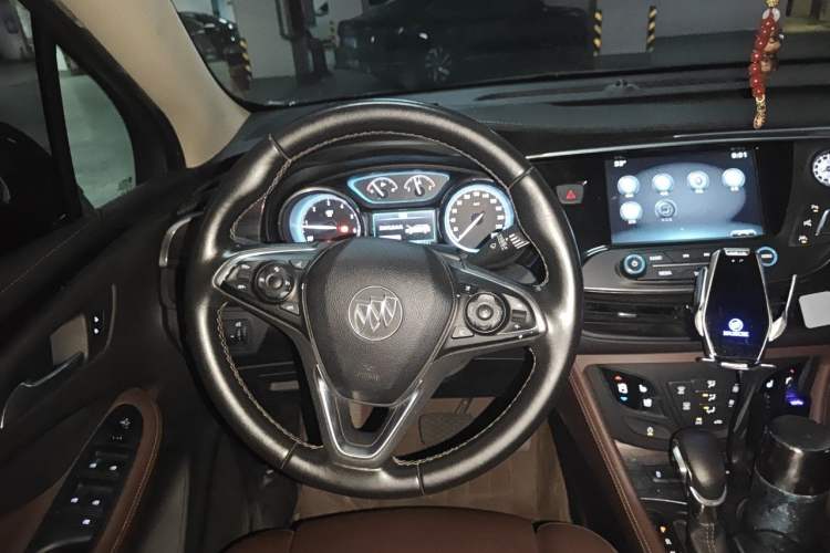 Used Buick Envision 2016 28T Four-Wheel Drive Luxury Model Steering Wheel