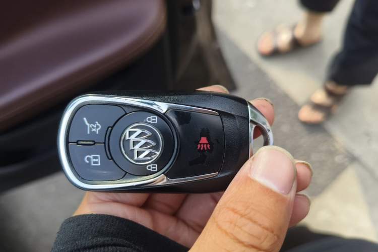 Used Buick Envision 2016 28T Four-Wheel Drive Elite Version Vehicle Key