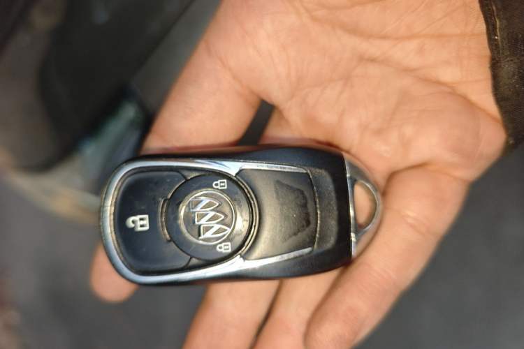Used Buick Envision 2016 20T Two-Wheel Drive Leading Version Vehicle Key