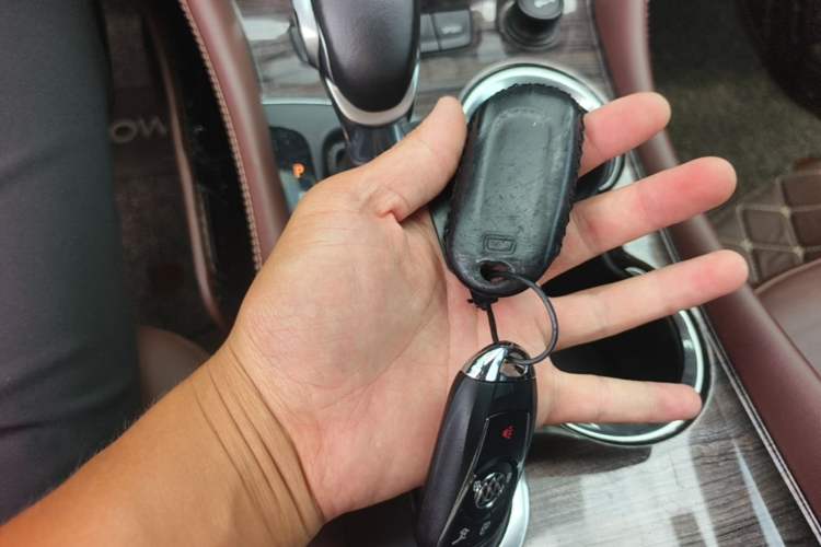 Used Buick Envision 2016 28T Four-Wheel Drive Elite Version Vehicle Key