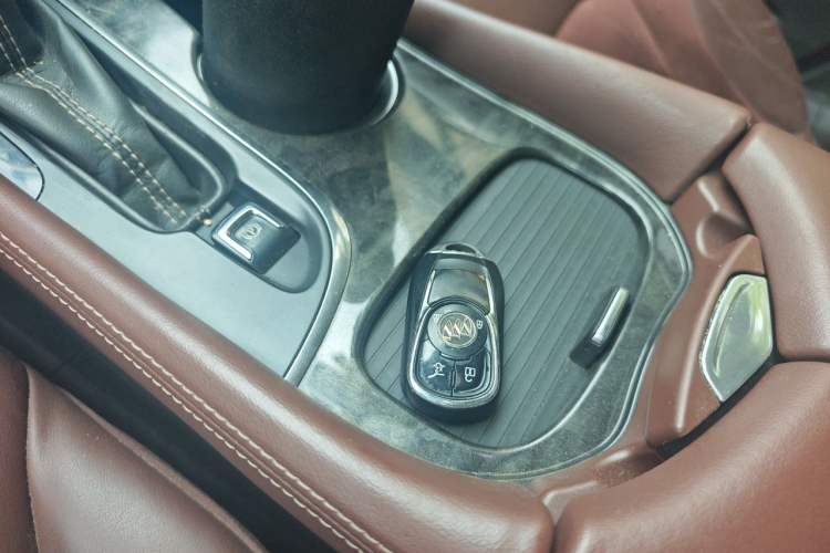 Used Buick Envision 2016 28T Four-Wheel Drive Luxury Model Vehicle Key