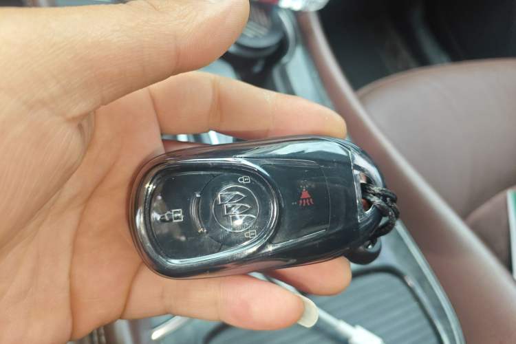 Used Buick Envision 2016 20T Two-Wheel-Drive Elite Model Vehicle Key