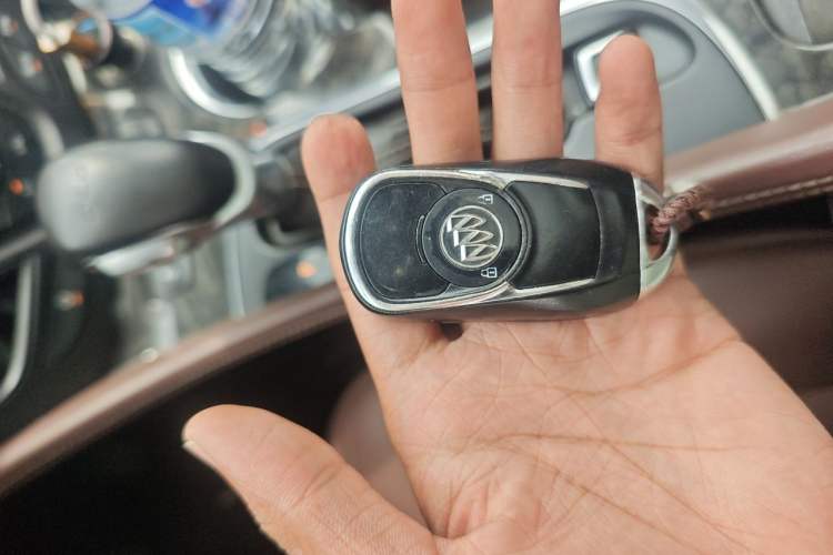 Used Buick Envision 2016 20T Four-Wheel Drive Elite Model Vehicle Key