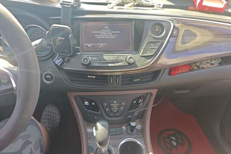 Used Buick Envision 2016 20T Two-Wheel-Drive Elite Model Audio And AC Panel