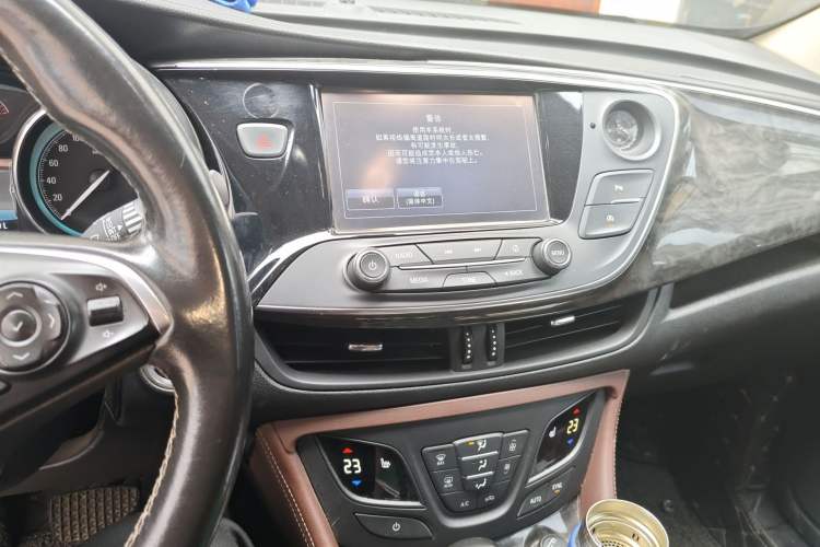 Used Buick Envision 2016 20T Two-Wheel-Drive Elite Model Audio And AC Panel