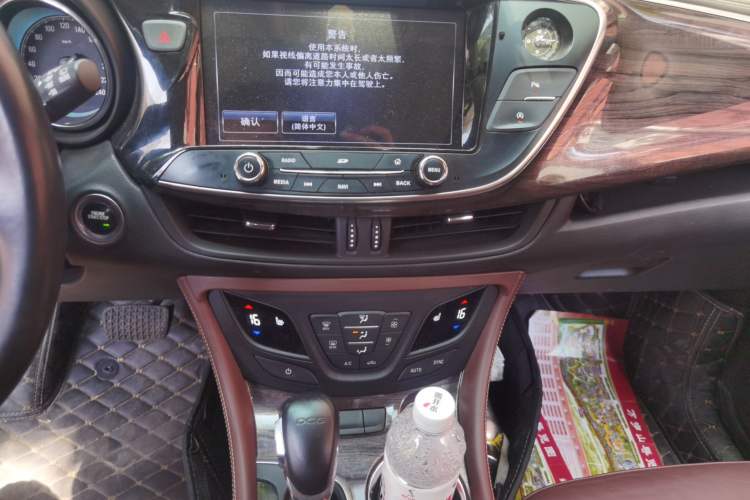 Used Buick Envision 2016 20T Two-Wheel-Drive Elite Model Audio And AC Panel