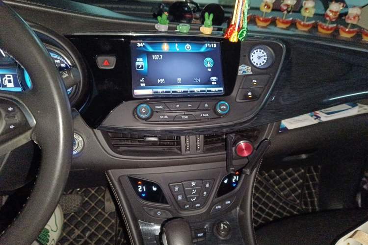 Used Buick Envision 2016 28T Four-Wheel Drive Elite Version Audio And AC Panel