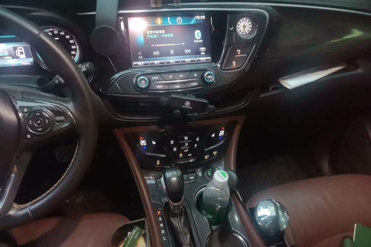 Used Buick Envision 2016 28T Four-Wheel Drive Elite Version Audio And AC Panel