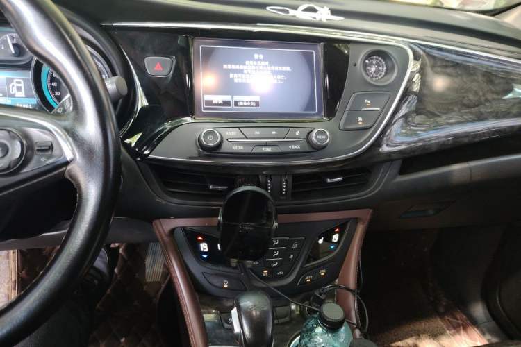 Used Buick Envision 2016 20T Two-Wheel-Drive Elite Model Audio And AC Panel