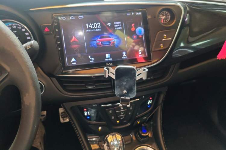Used Buick Envision 2016 20T Two-Wheel Drive Leading Version Audio And AC Panel