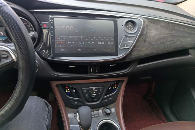 Used Buick Envision 2016 20T Two-Wheel-Drive Elite Model Audio And AC Panel