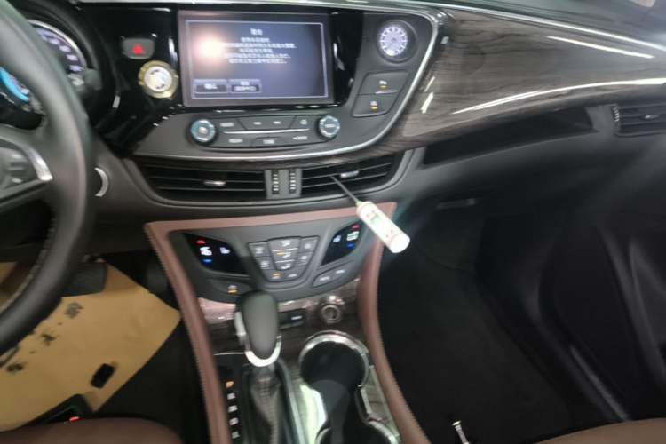 Used Buick Envision 2016 28T Four-Wheel Drive Elite Version Audio And AC Panel