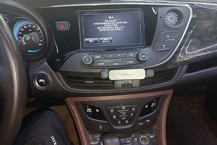 Used Buick Envision 2016 28T Four-Wheel Drive Elite Version Audio And AC Panel