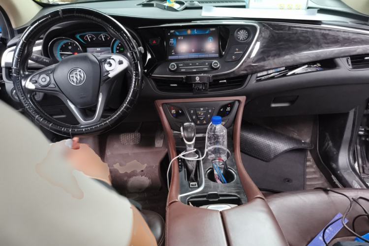Used Buick Envision 2016 20T Two-Wheel-Drive Elite Model Center Console