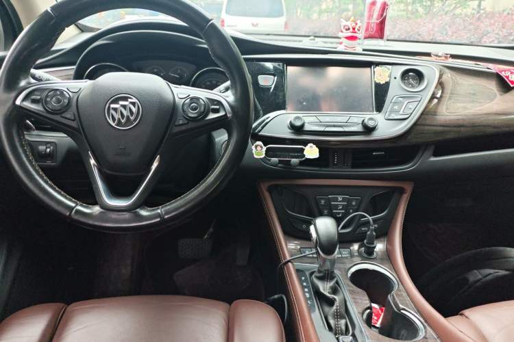 Used Buick Envision 2016 28T Four-Wheel Drive Luxury Model Center Console