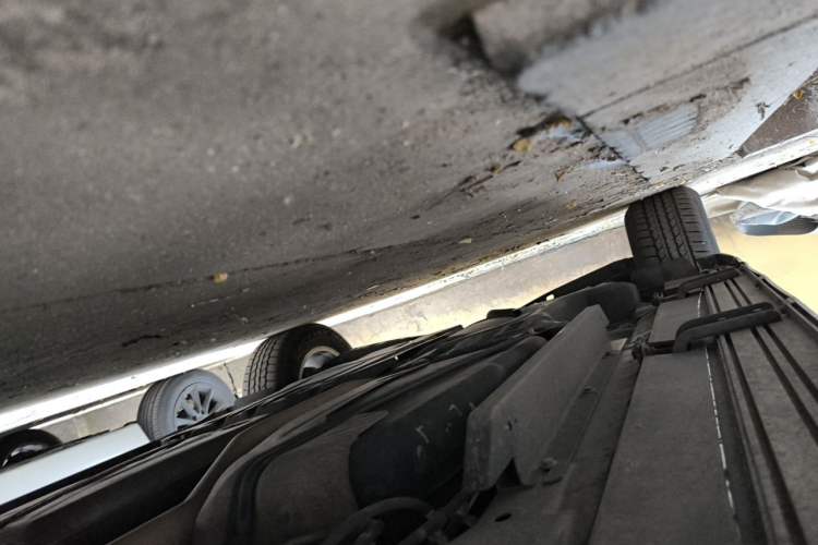 Used Buick Envision 2016 28T Four-Wheel Drive Elite Version Chassis Front Right