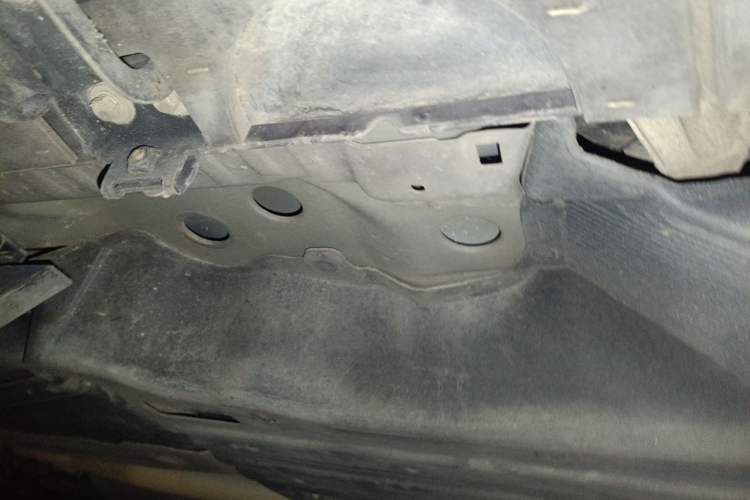 Used Buick Envision 2016 20T Two-Wheel-Drive Elite Model Chassis Rear Left