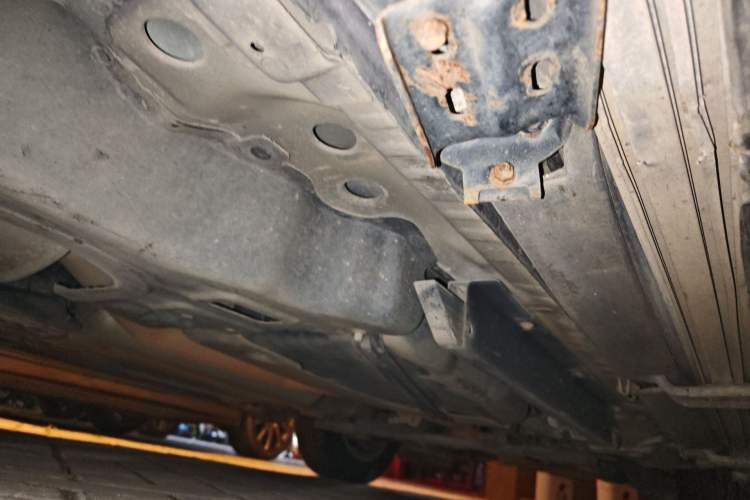 Used Buick Envision 2016 20T Two-Wheel-Drive Elite Model Chassis Rear Right