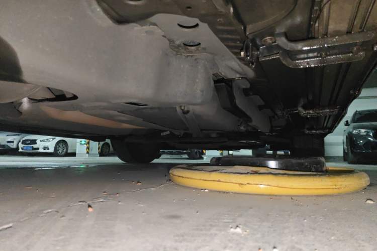Used Buick Envision 2016 20T Two-Wheel-Drive Elite Model Chassis Rear Right