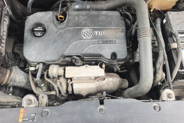 Used Buick Envision 2016 20T Two-Wheel Drive Leading Version Engine Bay