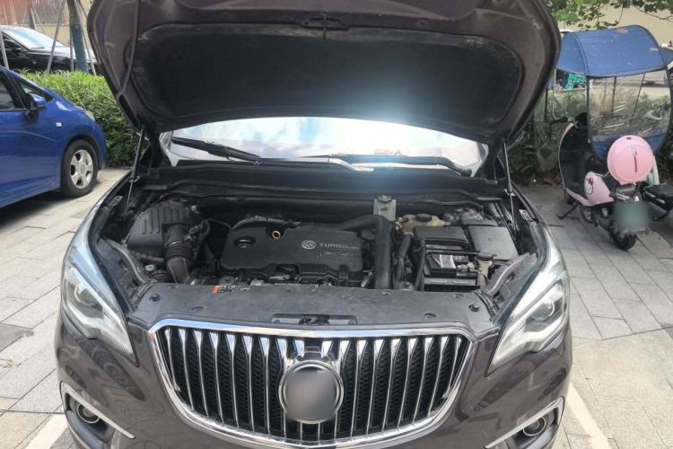 Used Buick Envision 2016 20T Two-Wheel-Drive Elite Model Engine Bay