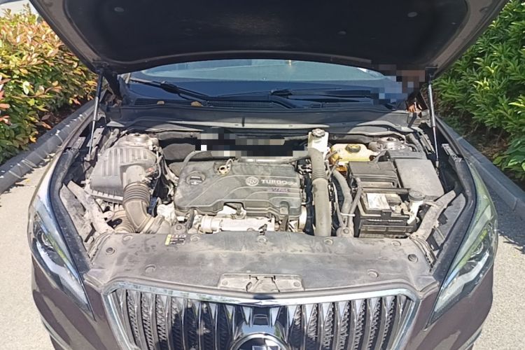 Used Buick Envision 2016 20T Two-Wheel-Drive Elite Model Engine Bay