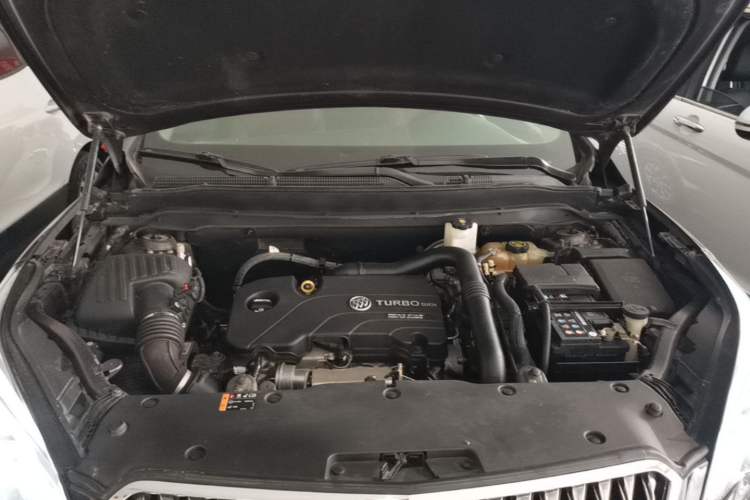 Used Buick Envision 2016 20T Two-Wheel-Drive Elite Model Engine Bay
