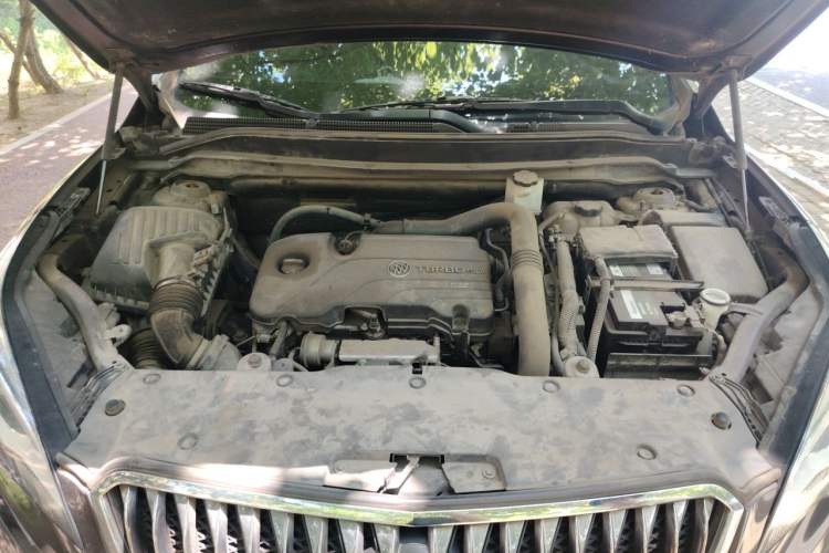 Used Buick Envision 2016 20T Two-Wheel-Drive Elite Model Engine Bay
