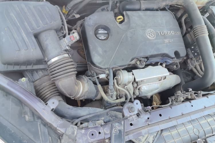 Used Buick Envision 2016 20T Two-Wheel Drive Leading Version Engine Bay