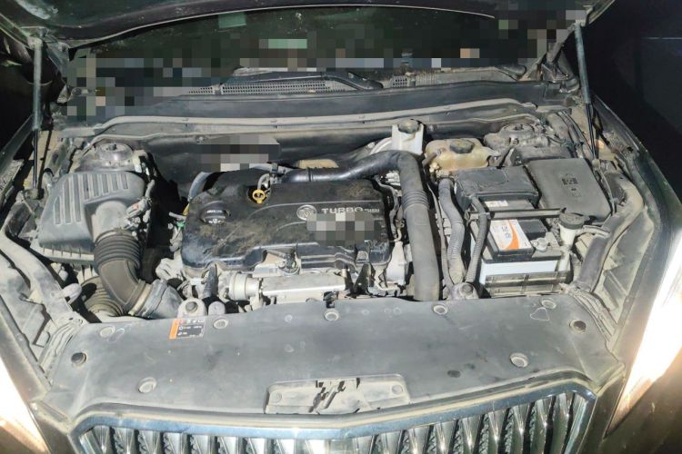 Used Buick Envision 2016 20T Two-Wheel-Drive Elite Model Engine Bay