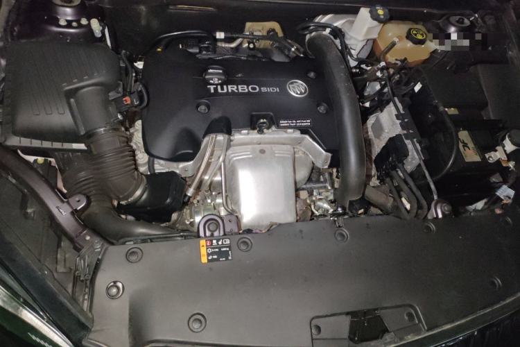 Used Buick Envision 2016 28T Four-Wheel Drive Luxury Model Engine Bay