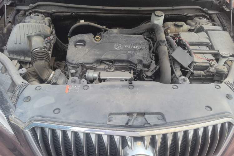 Used Buick Envision 2016 20T Two-Wheel Drive Leading Version Engine Bay