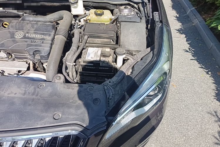 Used Buick Envision 2016 20T Two-Wheel-Drive Elite Model Engine Bay Left