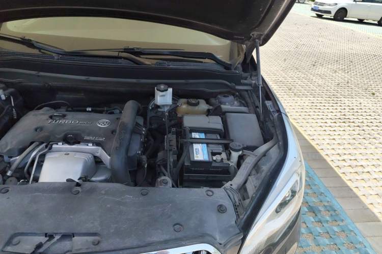 Used Buick Envision 2016 28T Four-Wheel Drive Elite Version Engine Bay Left