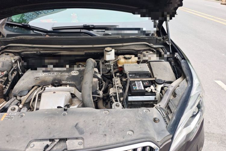 Used Buick Envision 2016 28T Four-Wheel Drive Luxury Model Engine Bay Left