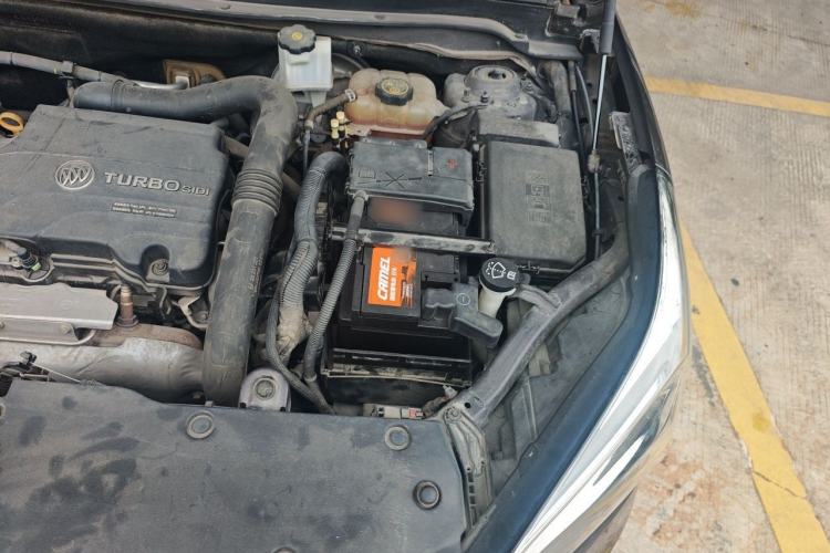 Used Buick Envision 2016 20T Two-Wheel Drive Leading Version Engine Bay Left