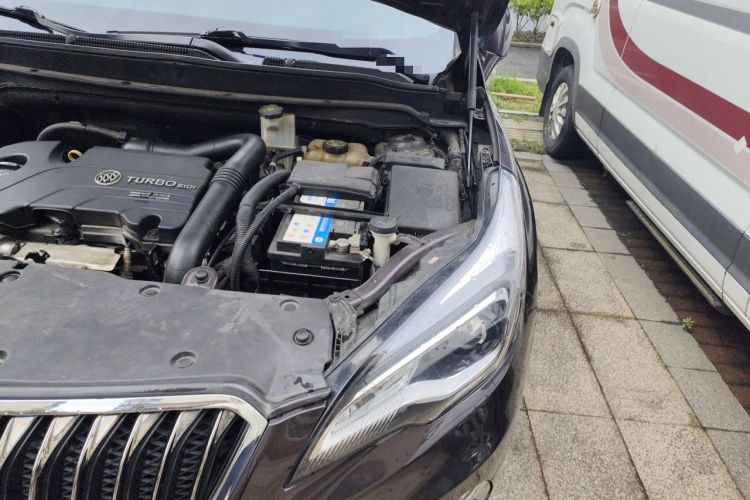 Used Buick Envision 2016 20T Two-Wheel Drive Leading Version Engine Bay Left