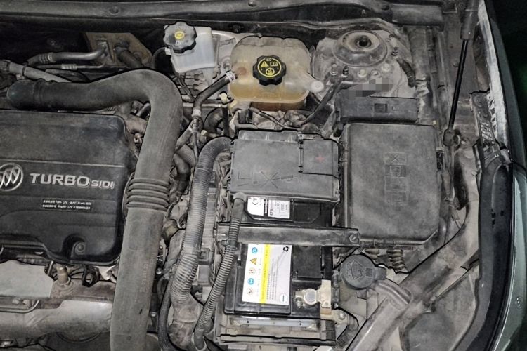Used Buick Envision 2016 20T Two-Wheel Drive Leading Version Engine Bay Left