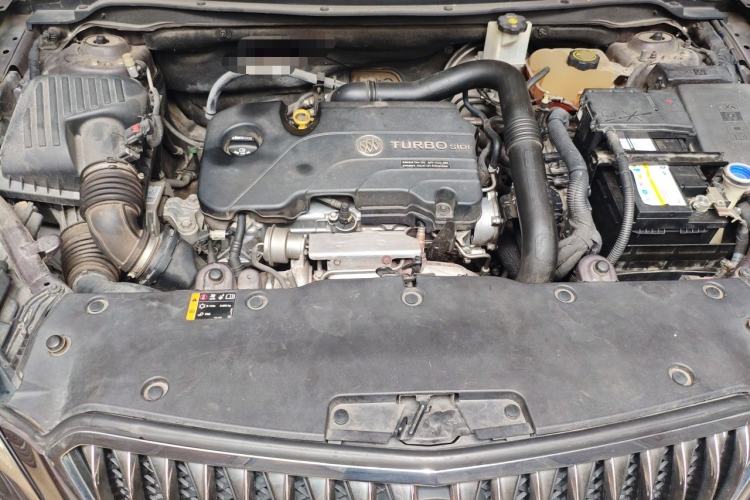 Used Buick Envision 2016 20T Two-Wheel Drive Leading Version Engine Bay