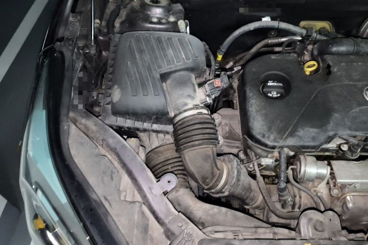 Used Buick Envision 2016 20T Two-Wheel Drive Leading Version Engine Bay Right