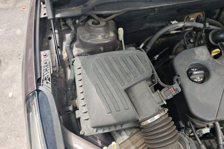 Used Buick Envision 2016 20T Two-Wheel-Drive Elite Model Engine Bay Right