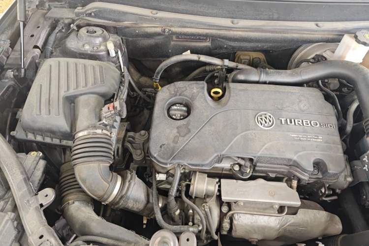 Used Buick Envision 2016 20T Four-Wheel Drive Luxury Model Engine Bay Right