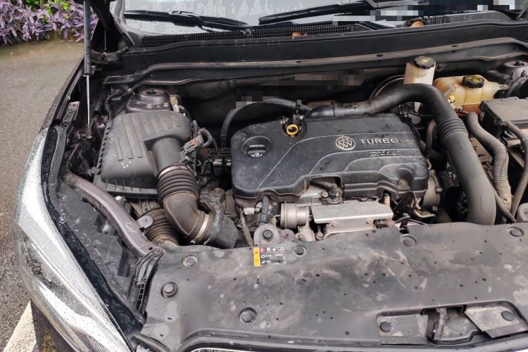 Used Buick Envision 2016 20T Two-Wheel-Drive Elite Model Engine Bay Right