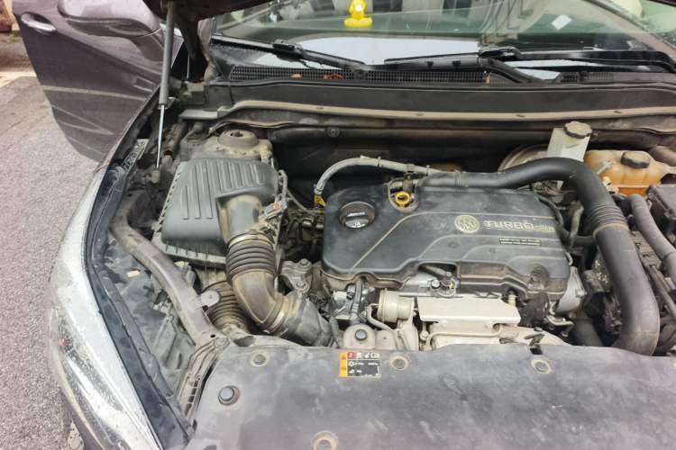 Used Buick Envision 2016 20T Two-Wheel Drive Leading Version Engine Bay Right