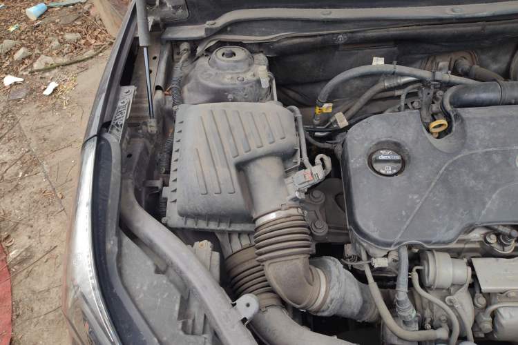 Used Buick Envision 2016 20T Two-Wheel Drive Leading Version Engine Bay Right