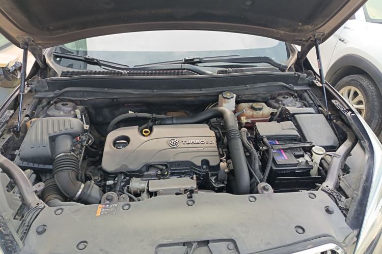 Used Buick Envision 2016 20T Two-Wheel-Drive Elite Model Engine Bay