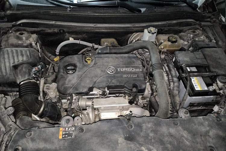 Used Buick Envision 2016 20T Two-Wheel Drive Leading Version Engine Bay